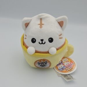 Latte Neko Coffee Mini White Kitten Cat in Yellow Mug 6" Plush NWT Round1